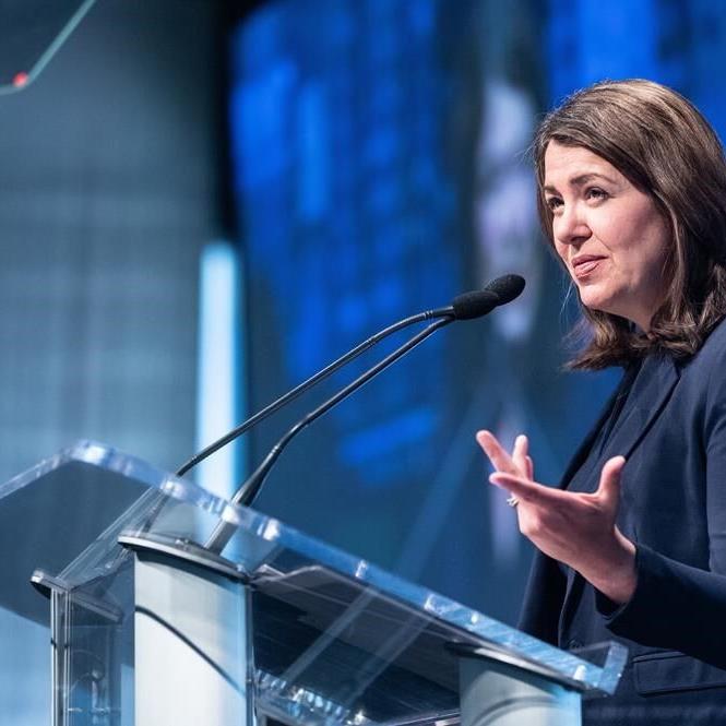 Smith says Alberta's CPP exit campaign to continue despite questions over key number